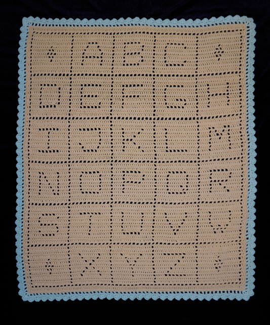 Alphabet baby blanket (Beige)